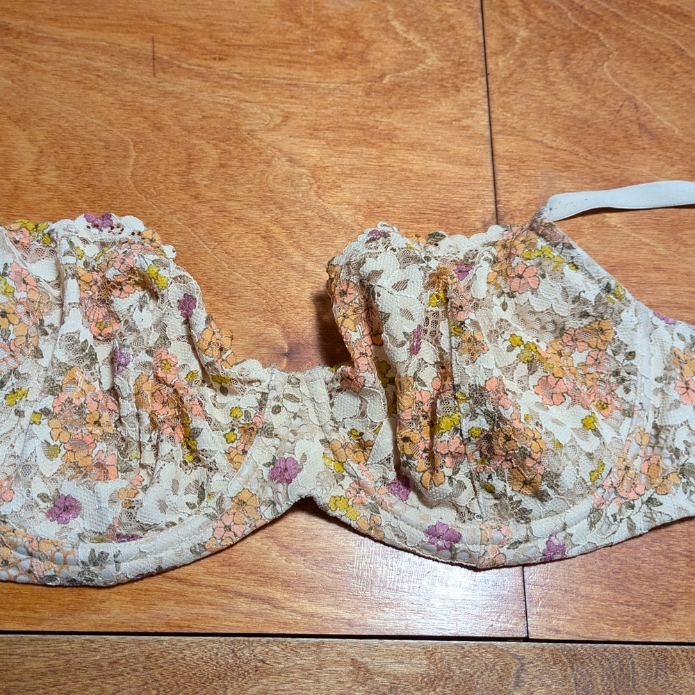 Floral Lace Bra - Cream, Pink, Yellow
